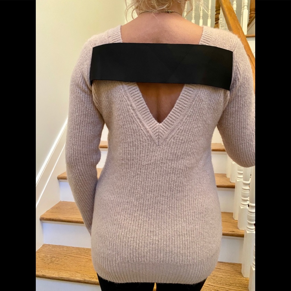 NEW A/X ARMANI EXCHANGE V-CUT BACK PULLOVER